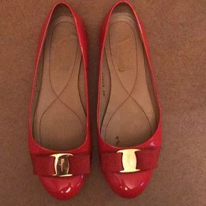 Auth. Ferragamo Red Patent Bow Flats Sz. 37.5